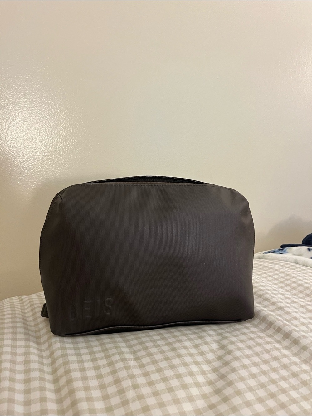 BEIS Medium Cosmetic Pouch